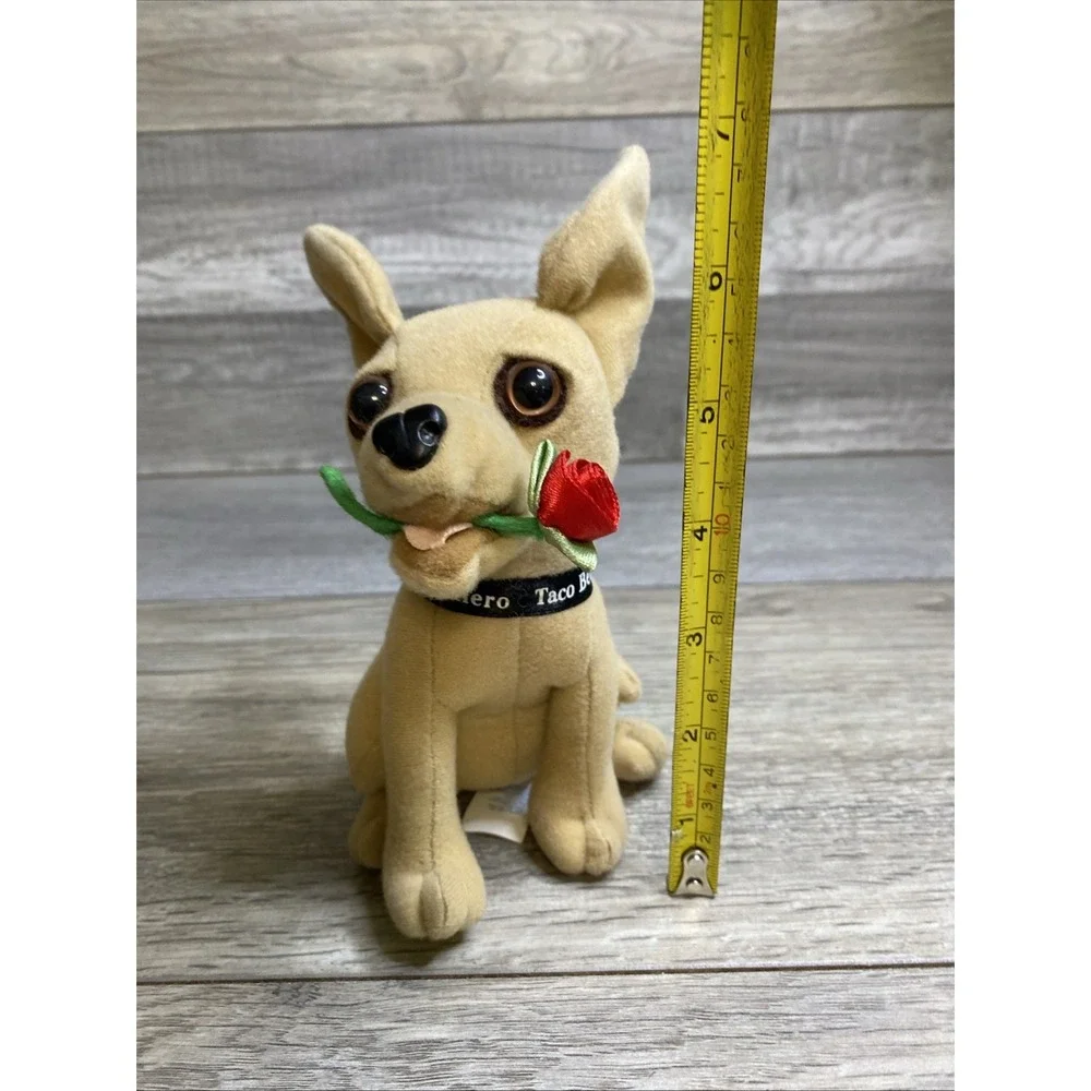 Yo‎ Quiero Taco Bell Chihuahua Dog with Rose Plush Toy Vintage